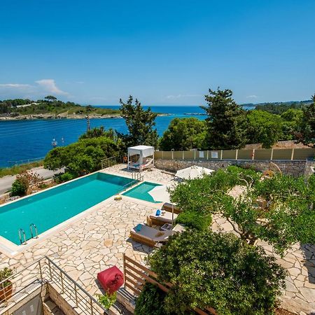 Villa Terra Del Nonno With Sea Views & Pool Gaios Eksteriør billede