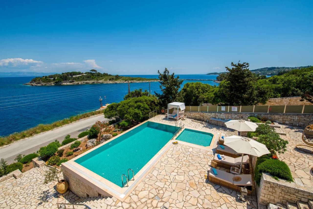 Villa Terra Del Nonno With Sea Views & Pool Gaios Eksteriør billede