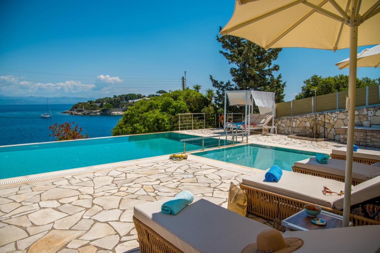 Villa Terra Del Nonno With Sea Views & Pool Gaios Eksteriør billede