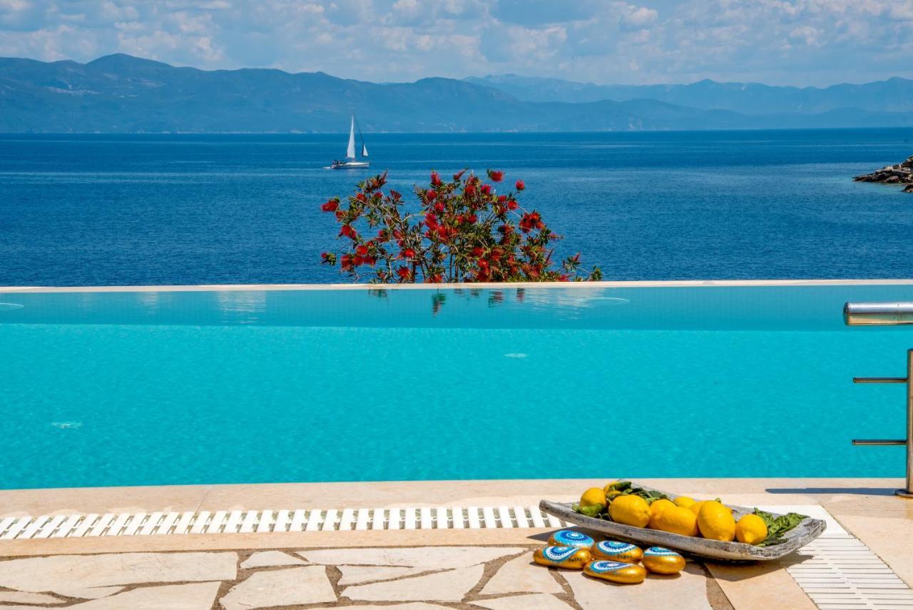 Villa Terra Del Nonno With Sea Views & Pool Gaios Eksteriør billede