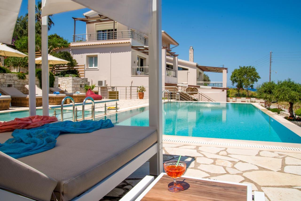 Villa Terra Del Nonno With Sea Views & Pool Gaios Eksteriør billede
